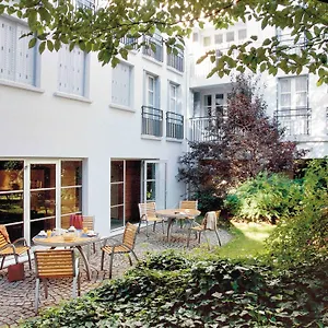 Hotel apartamentowy Adagio Montmartre